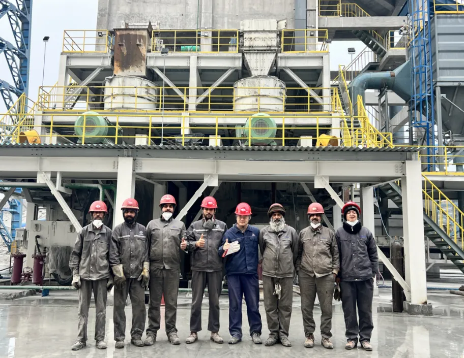 Personas de NMS | Cumplir la misión en Pakistán: El servicio profesional refleja nuestro compromiso — La dedicación y responsabilidad de un ingeniero de servicio posventa de NMS